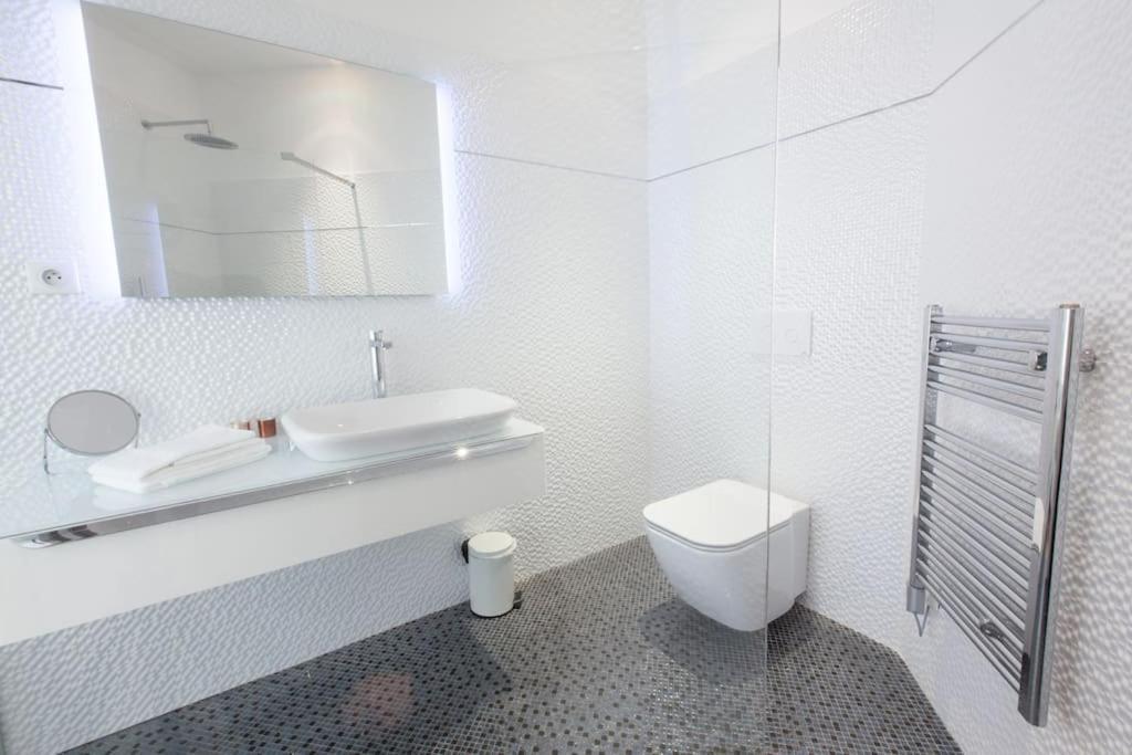 Apartment L'art Deco, Esprit Loft, Clim, Place Comedie